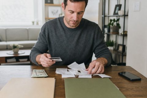 Checking vs. Savings Accounts: What Each One Is For